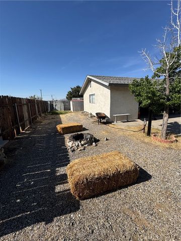11968 Bornite, Hesperia, CA 92345