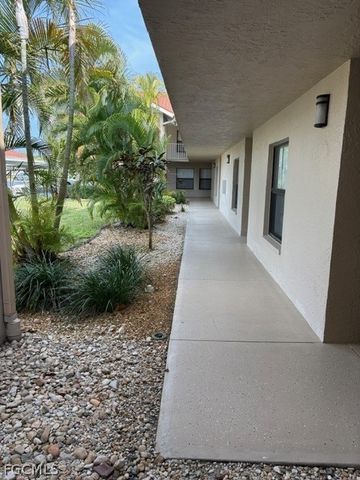 9627 Eaton Gardens LN 105, Fort Myers, FL 33919