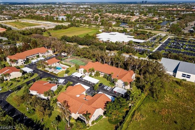 9627 Eaton Gardens LN 105, Fort Myers, FL 33919