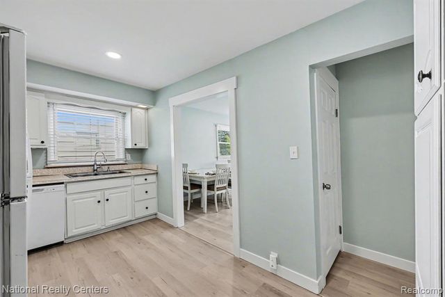 586 Bagley Street, Lake Orion, MI 48362