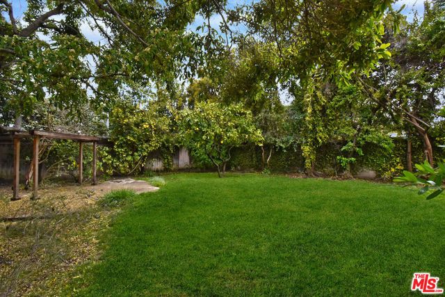 13143 Valleyheart Drive, Los Angeles, CA 91423