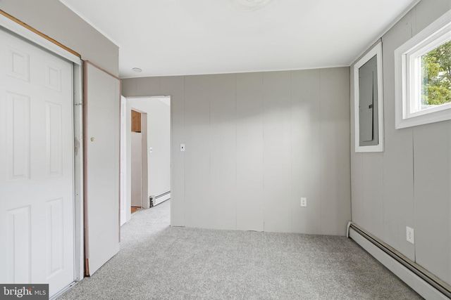65 ORCHARD LN, Levittown, PA 19055