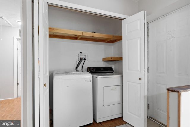 65 ORCHARD LN, Levittown, PA 19055