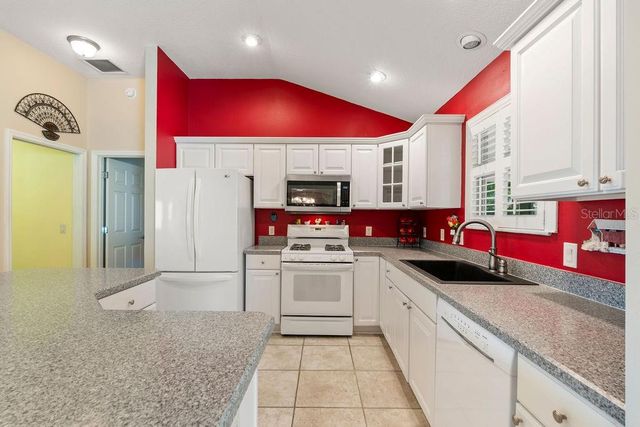 9175 SE 169TH BENTLEY ST, The Villages, FL 32162