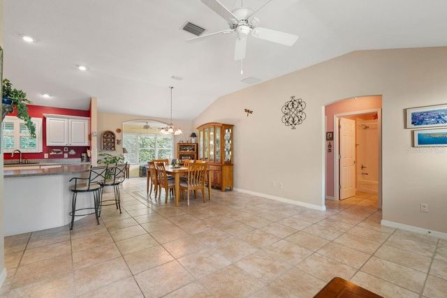 9175 SE 169TH BENTLEY ST, The Villages, FL 32162