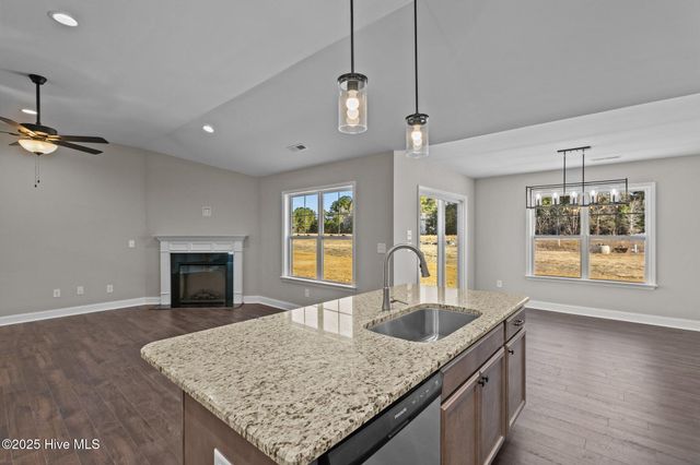 2340 Rhinestone Drive, Winterville, NC 28590