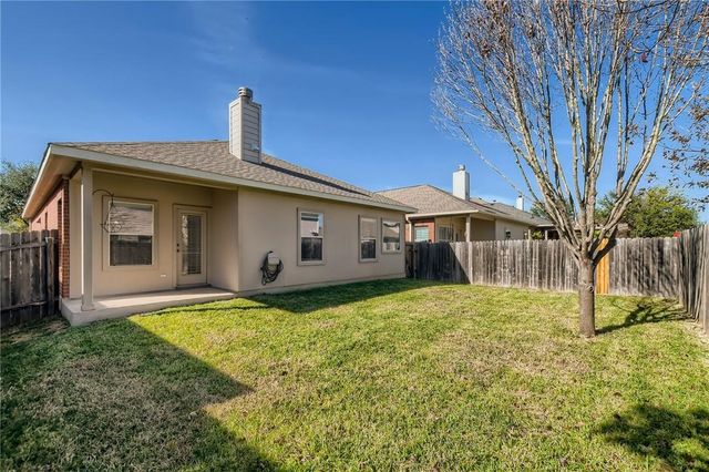 271 Housefinch LOOP, Leander, TX 78641