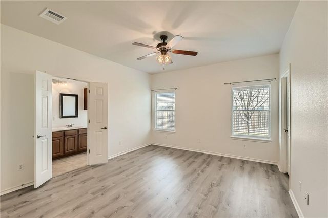 271 Housefinch LOOP, Leander, TX 78641