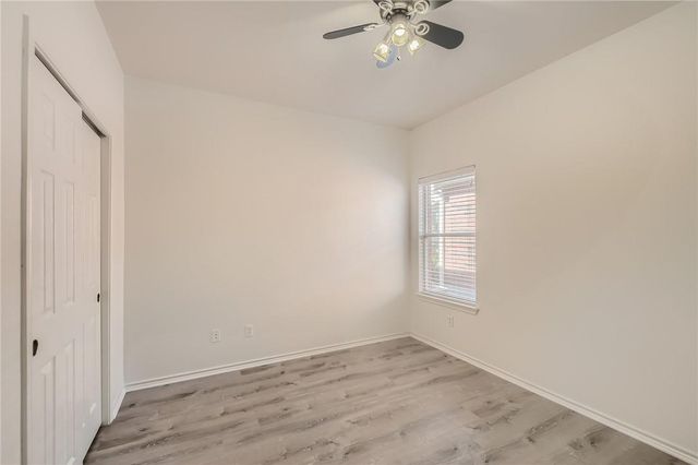 271 Housefinch LOOP, Leander, TX 78641