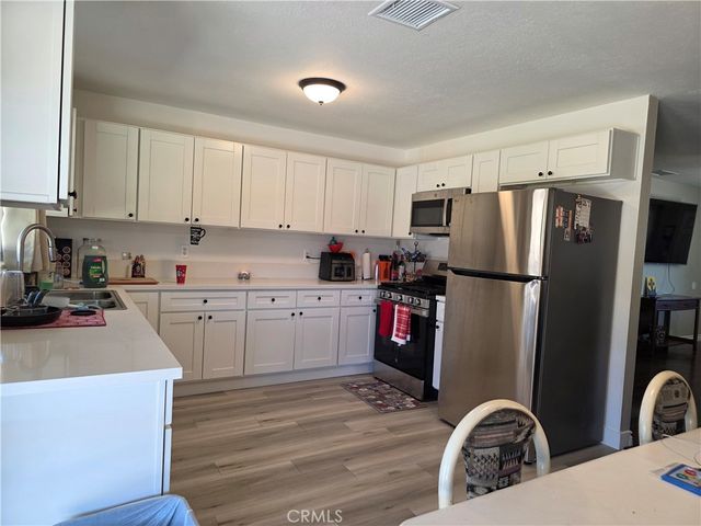 25595 Cheryle, Barstow, CA 92311