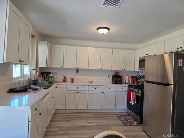 25595 Cheryle, Barstow, CA 92311