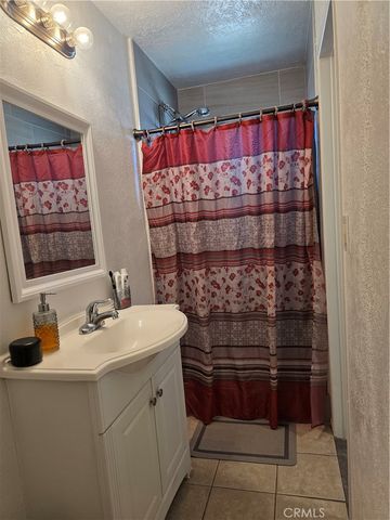 25595 Cheryle, Barstow, CA 92311