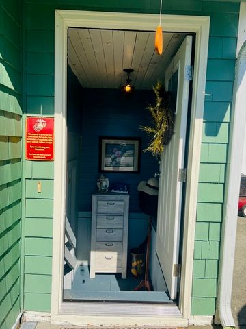 41 Tilton St, New Bedford, MA 02740