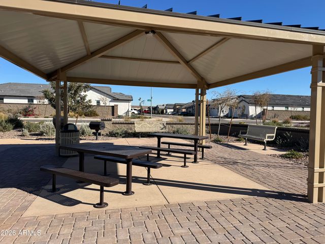 9955 W PINCHOT Avenue, Avondale, AZ 85392