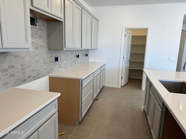 9955 W PINCHOT Avenue, Avondale, AZ 85392