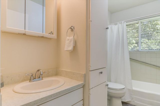 3000 Firwood DR, Austin, TX 78757