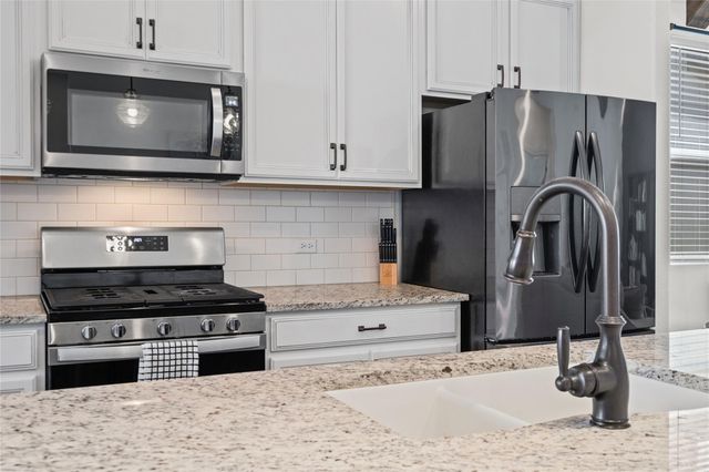 2501 Acoma LN, Leander, TX 78641