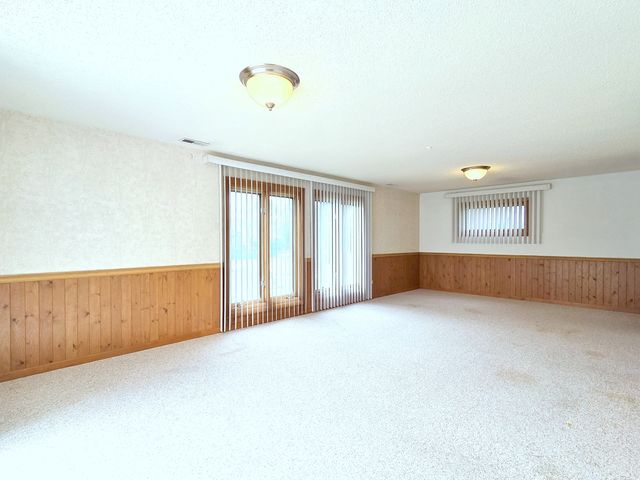 21W105 Flamingo Lane, Lombard, IL 60148