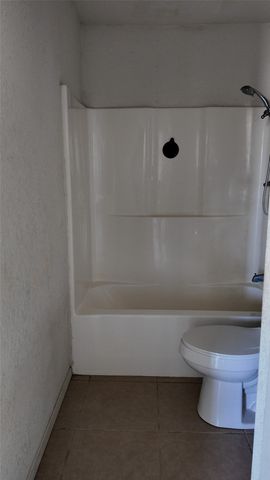 137 Wesley Lane, Bridgeport, TX 76426