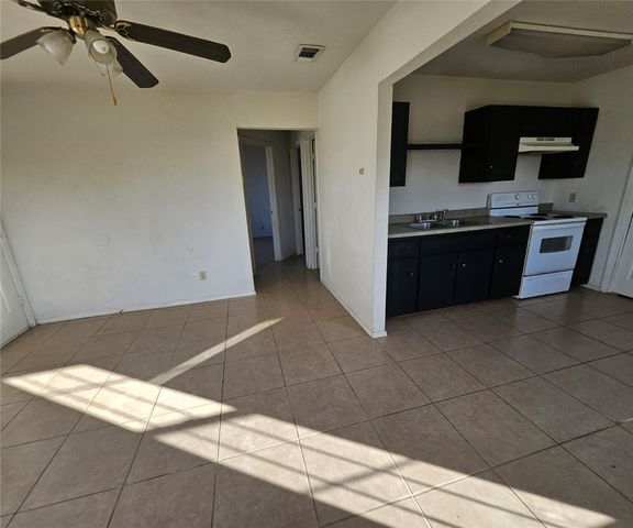 137 Wesley Lane, Bridgeport, TX 76426