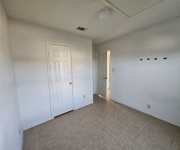 137 Wesley Lane, Bridgeport, TX 76426