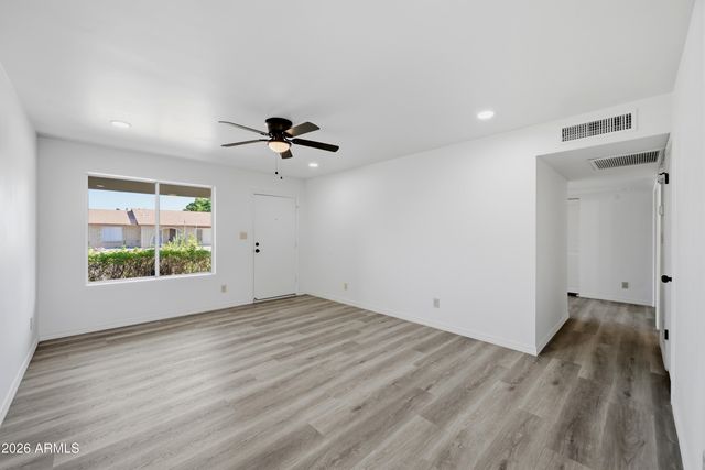 3537 W CHARLESTON Avenue, Glendale, AZ 85308