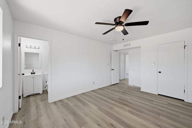 3537 W CHARLESTON Avenue, Glendale, AZ 85308