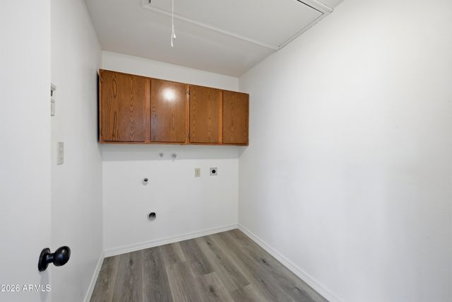 3537 W CHARLESTON Avenue, Glendale, AZ 85308