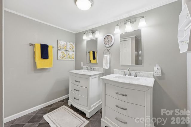 5375 Montana Circle NW, Concord, NC 28027