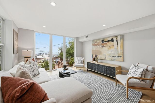 1983 15th Avenue, San Francisco, CA 94116