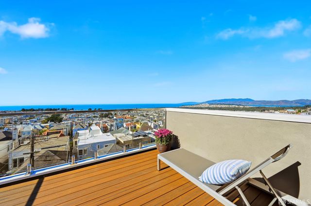 1983 15th Avenue, San Francisco, CA 94116