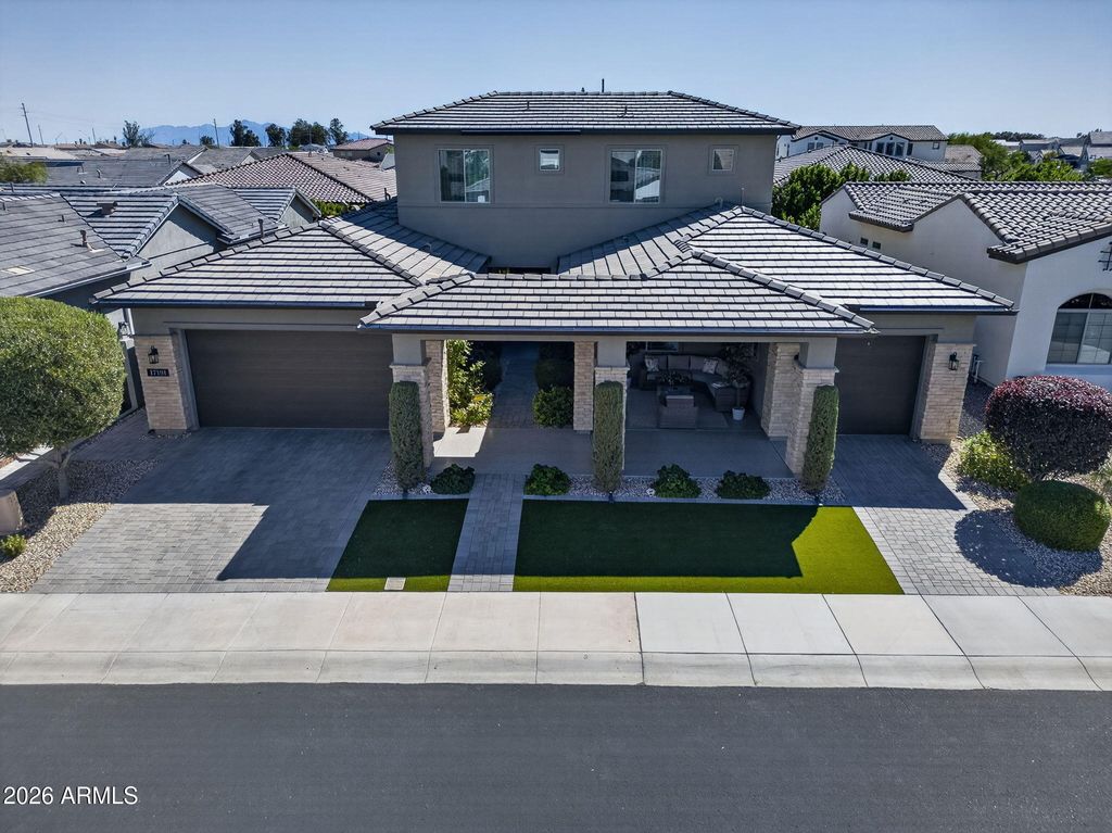 17191 W THOUSAND OAKS Street, Surprise, AZ 85388 — photo 2