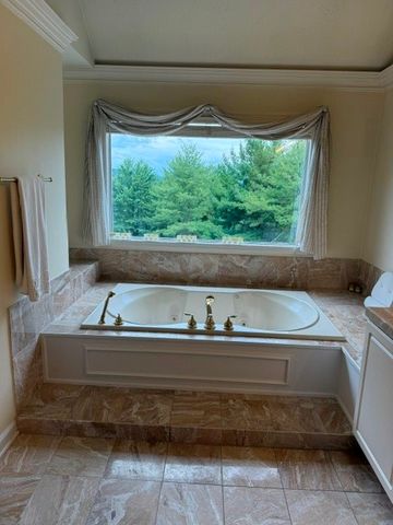 404 Landon Gate, O'hara, PA 15238