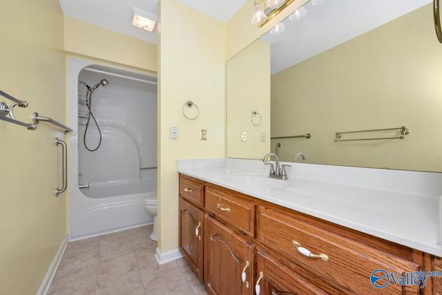 15597 Mcculley Mill Road, Athens, AL 35613