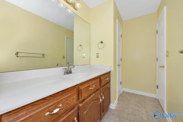 15597 Mcculley Mill Road, Athens, AL 35613