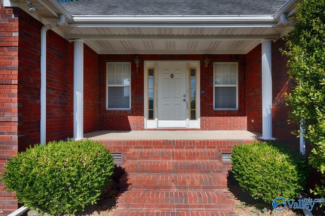 15597 Mcculley Mill Road, Athens, AL 35613
