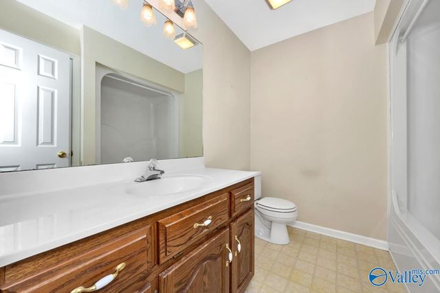 15597 Mcculley Mill Road, Athens, AL 35613