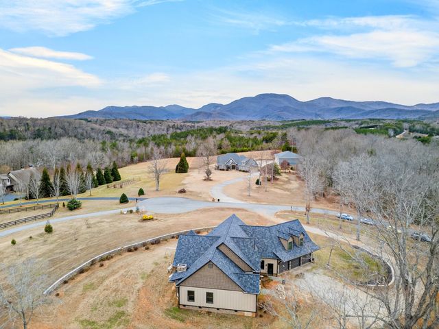 101 Moccasin Way, Landrum, SC 29356