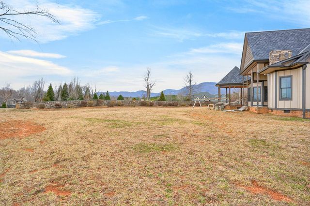 101 Moccasin Way, Landrum, SC 29356