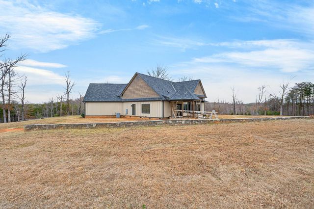 101 Moccasin Way, Landrum, SC 29356