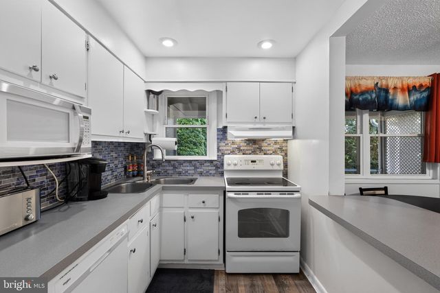 1420 GRACE RD, Swarthmore, PA 19081