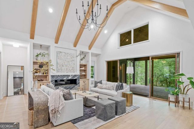 8455 Forsyth Commons Court, Cumming, GA 30041