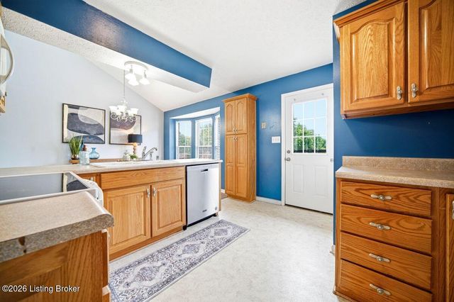 1401 Brooks Hill Rd, Brooks, KY 40109