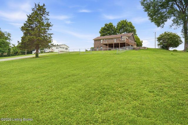 1401 Brooks Hill Rd, Brooks, KY 40109