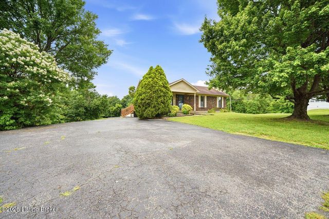 1401 Brooks Hill Rd, Brooks, KY 40109