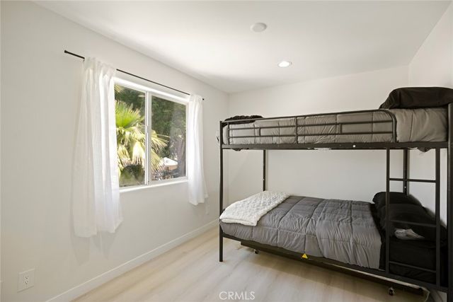 7902 Tampa, Reseda, CA 91335