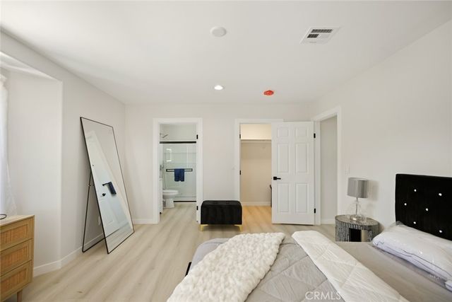 7902 Tampa, Reseda, CA 91335