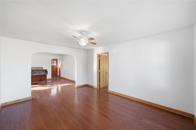 615 6th Street, Waukee, IA 50263