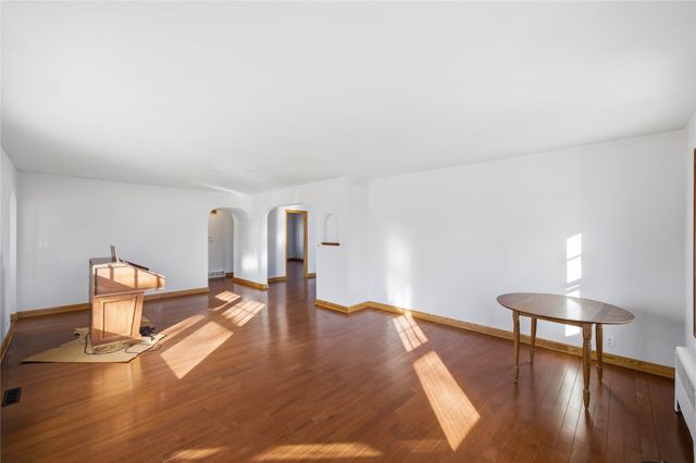 615 6th Street, Waukee, IA 50263