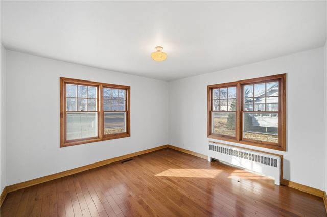 615 6th Street, Waukee, IA 50263